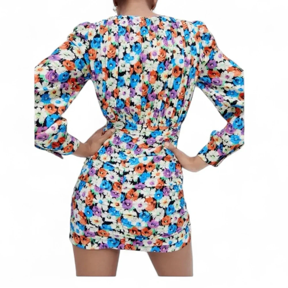 Zara Multicolor Floral Long Sleeve Ruched Mini Dress Size Medium - Picture 4 of 16